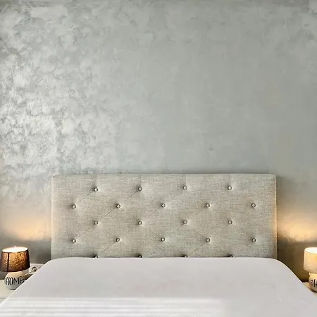 Studio By F Apartment